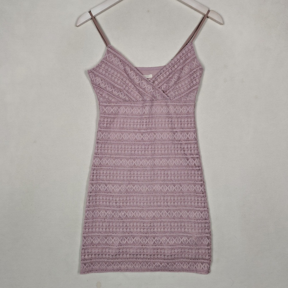 Urban Outfitters Mauve Lace Bodycon Mini Dress Surplice V-Neck Small OB882853
